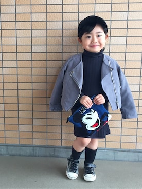 「アイテム（ライダースジャケット、グレー系）」を使った、yuuuuwa!!!さん（キッズ・100cm）の春コーディネート