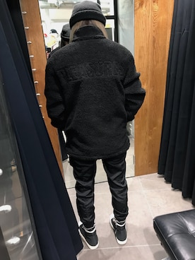 「PLEASURES（プレジャー）のアイテム（ブルゾン）」を使った、ヤマダサオリさん（レディース・160cm）の冬コーディネート