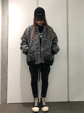 「BlackEyePatch（ブラックアイパッチ）のアイテム（ブルゾン）」を使った、ヤマダサオリさん（レディース・160cm）の冬コーディネート
