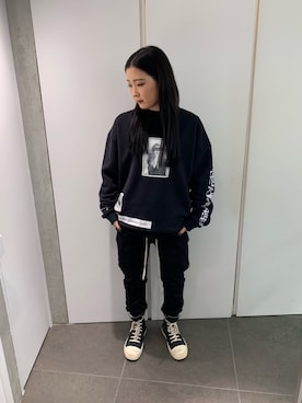 「L.H.P（エルエイチピー）のアイテム（スウェット）」を使った、ヤマダサオリさん（レディース・160cm）の秋コーディネート