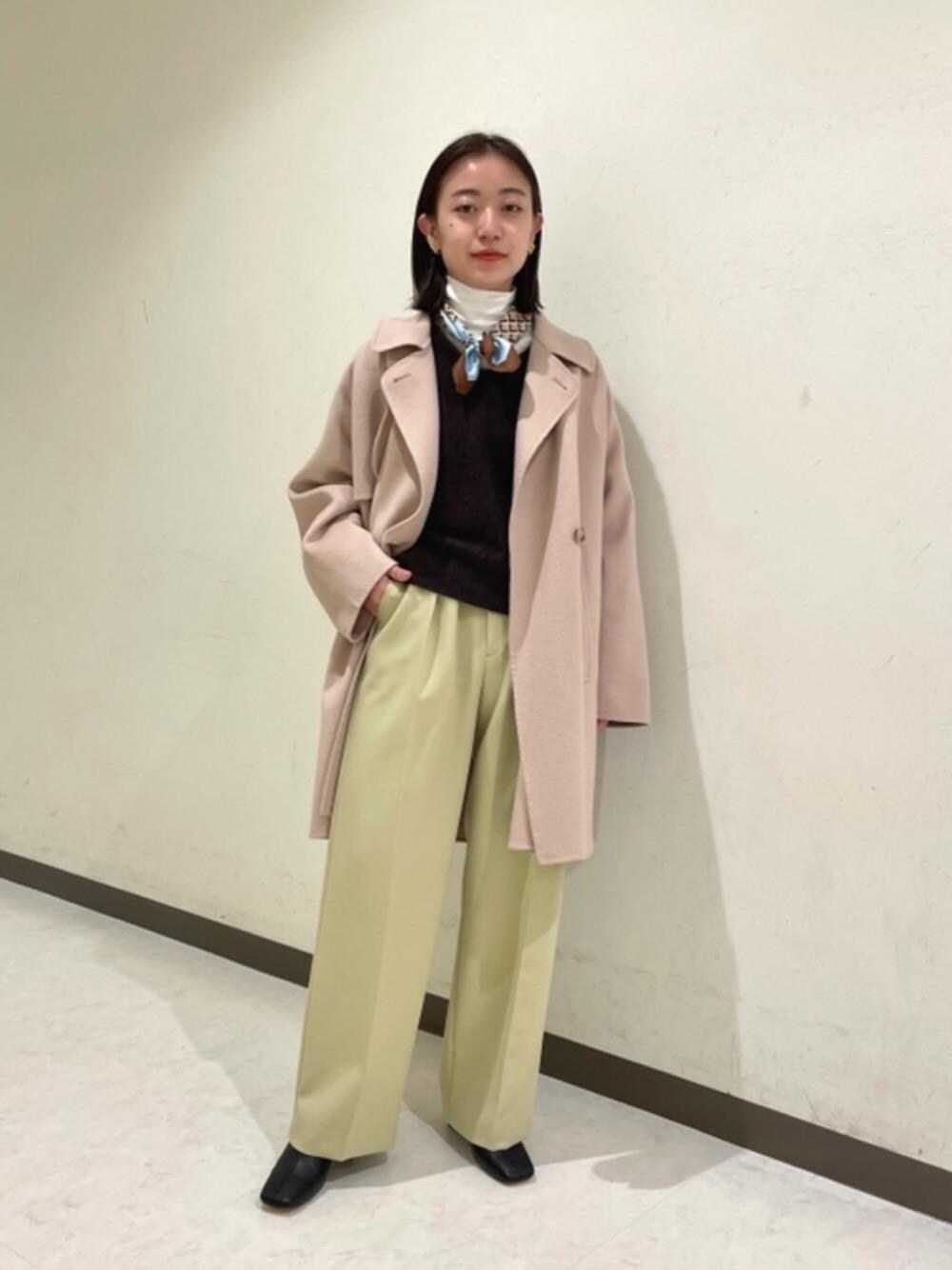「トレンド、フェミニン、RECOMMEND  ITEM STYLING、ニット/セーター、ぱんつ、あうたー」｜「BEAUTY&YOUTH UNITED ARROWSのBY スクエアトゥセンターライン ブーツ（ブーツ、ブラック系）」を使った、關（seki）さん（レディース・153cm）の秋コーディネートの1枚目の写真