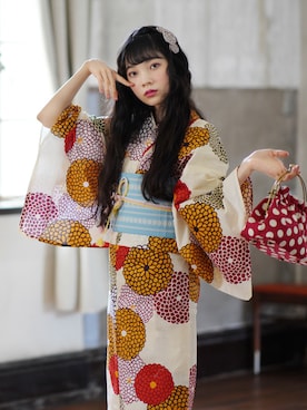 「モダン」｜「アイテム（浴衣）」を使った、utataneスタッフさん（レディース・160cm）の冬コーディネート