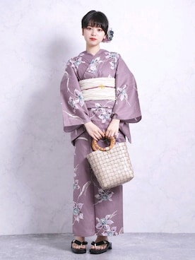 「くすみピンク」｜「アイテム（浴衣）」を使った、utataneスタッフさん（レディース・160cm）の春コーディネート