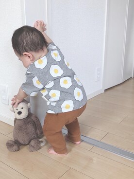 「Lee（リー）のアイテム（Tシャツ/カットソー、グレー系）」を使った、kensonさん（キッズ・70cm）の夏コーディネート
