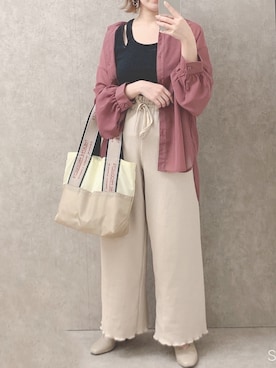 「ノーカラーシャツ」｜「アイテム（サンダル）」を使った、manaさん（レディース・153cm）の冬コーディネート