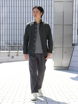 「EDIFICE（エディフィス）の【MONTI / モンティ】 コットンリネン カッタウェイシャツ（シャツ/ブラウス）」を使った、EDIFICE OFFICIALさん（メンズ・178cm）の春コーディネート