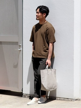 「EDIFICEスタッフ」｜「アイテム（スリッポン）」を使った、EDIFICE OFFICIALさん（メンズ・173cm）の春コーディネート