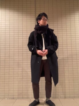 「アンクルパンツ」｜「アイテム（スリッポン）」を使った、eiさん（メンズ・173cm）の冬コーディネート