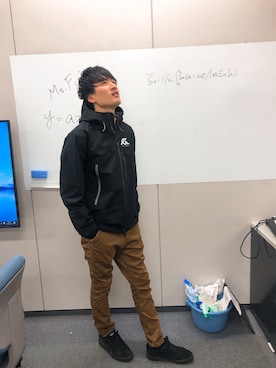 「Back Channel（バックチャンネル）のアイテム（ジャケット/アウター）」を使った、岡野研究室さん（メンズ・174cm）の秋コーディネート