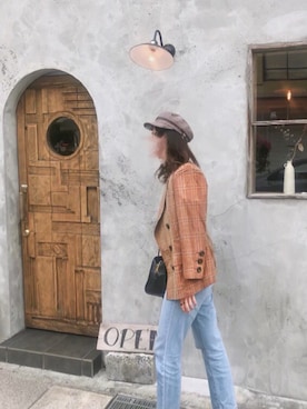 「Saint Laurent（サンローラン）のアイテム（ジャケット/アウター）」を使った、小澤 恵梨花さん（レディース・163cm）の秋コーディネート