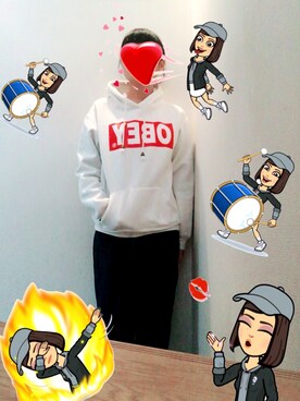 「OBEY」｜「アイテム（デニムパンツ）」を使った、Reinaさん（レディース・163cm）の冬コーディネート
