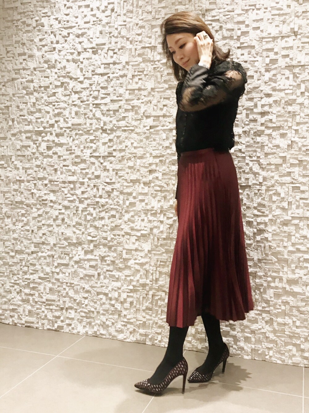 KASTROMA Image Consulting @ Tokyoさんの「ZARA ボルドープリーツスカート（ZARA）」を使ったコーディネート