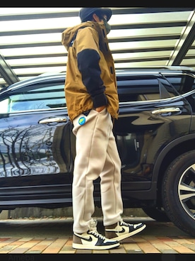 「UNION（ユニオン）のアイテム（パンツ）」を使った、keitaroさん（メンズ・177cm）の冬コーディネート