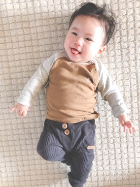 「PETIT BATEAU（プチバトー）の長袖Ｔシャツ２枚組（Tシャツ/カットソー）」を使った、▷ fuu ◁さん（キッズ・70cm）の秋コーディネート