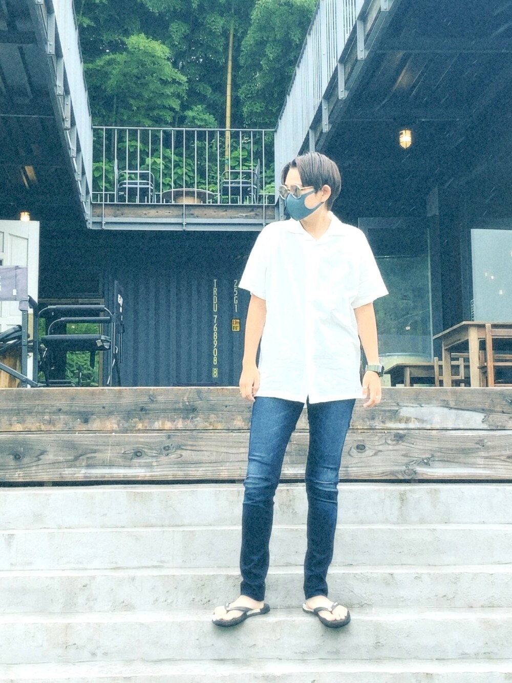 「アニエスベー(agnes b.)、アバクロンビー&フィッチ、G-STAR RAW(G-STAR RAW)、BILLABONG」｜「Abercrombie&Fitchのアイテム（シャツ/ブラウス、ホワイト系）」を使った、kkkさん（メンズ・165cm）の秋コーディネートの1枚目の写真
