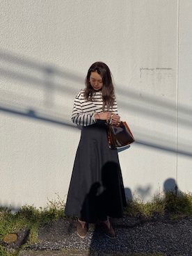 「ネイビー×ホワイト」｜「アイテム（その他シューズ）」を使った、NaNaMiさん（レディース・157cm）の春コーディネート