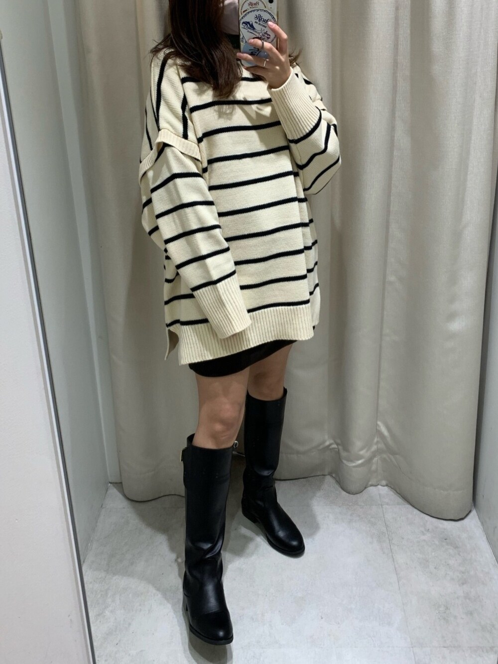 「シンプル、楽チンコーデ、大人カジュアル、プチプラコーデ、オトナカジュアル、ロングブーツ、ニットワンピース、ニット、チュニック」｜「natural coutureのビッグシルエット肩リブデザインチュニック（ニット/セーター、その他）」を使った、NaNaMiさん（レディース・157cm）の冬コーディネートの1枚目の写真