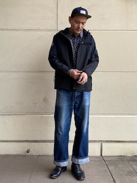 「SCHOTT」｜「アイテム（マウンテンパーカー）」を使った、matsuuraさん（メンズ・189cm）の春コーディネート