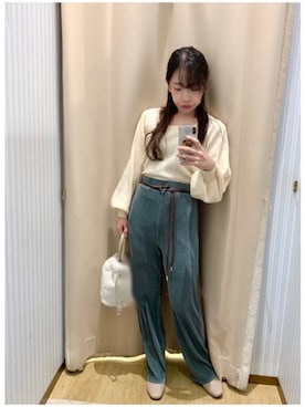 「earth music&ecology（アースミュージックアンドエコロジー）の選べるリブパンツ(サテン)　＊（その他パンツ）」を使った、yuuuboooさん（レディース・158cm）の秋コーディネート