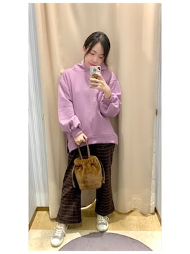 「earth music&ecology（アースミュージックアンドエコロジー）のファー巾着バッグ ＊（トートバッグ）」を使った、yuuuboooさん（レディース・158cm）の冬コーディネート