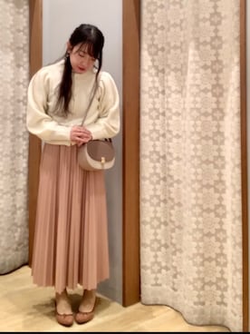 「earth music&ecology（アースミュージックアンドエコロジー）のアイテム（パンプス）」を使った、yuuuboooさん（レディース・158cm）の冬コーディネート