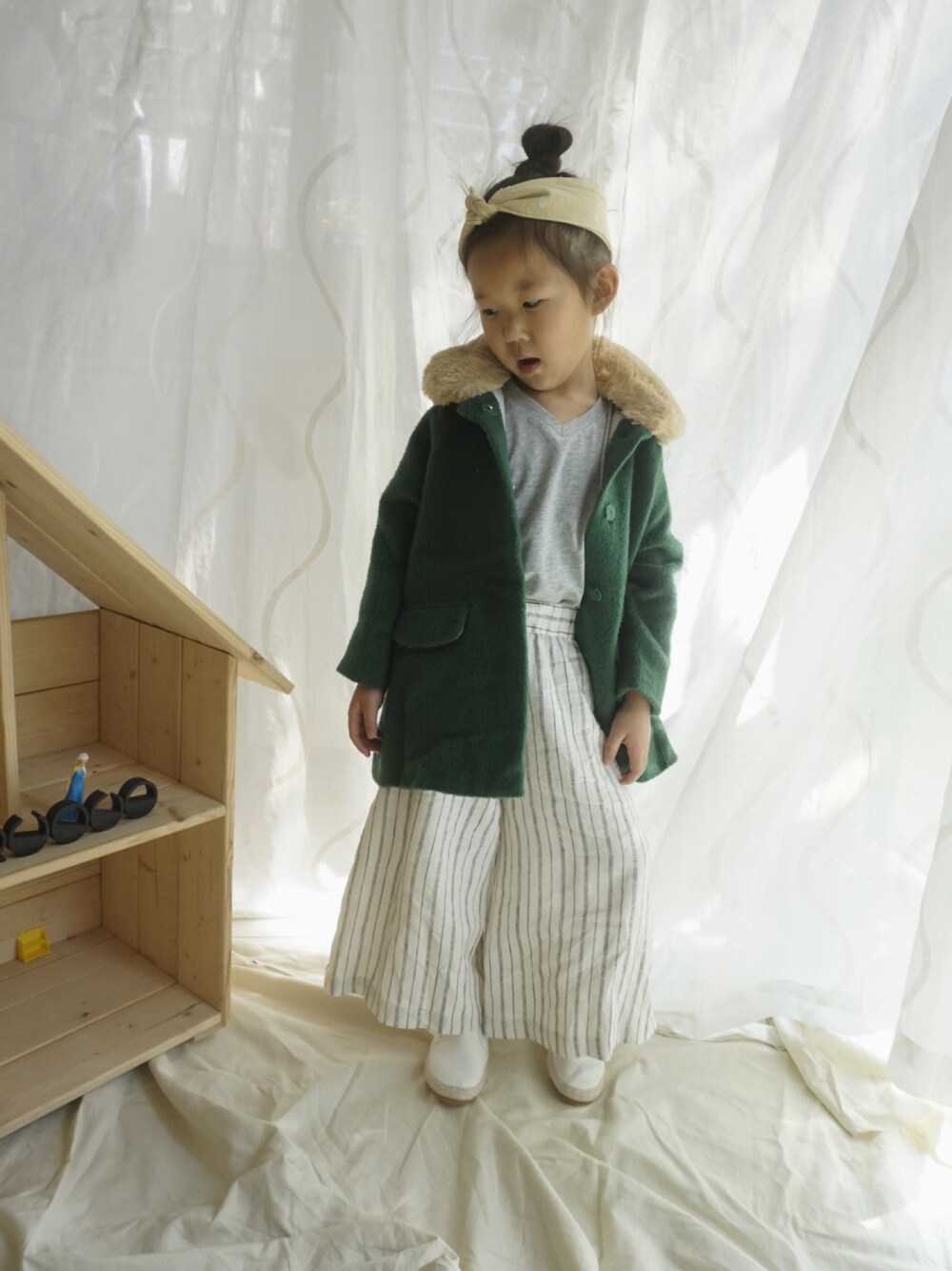 「Handmadeのアイテム（ダッフルコート、グリーン系）」を使った、rowercocoさん（キッズ・100cm）の春コーディネートの1枚目の写真