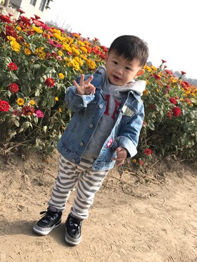 Vivi Chiuさんのコーディネート