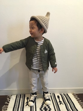 「シンプル」｜「アイテム（ノーカラージャケット）」を使った、tiinさん（キッズ・90cm）の秋コーディネート