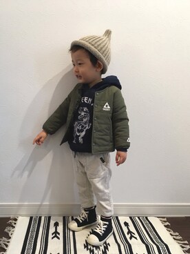 「シンプル」｜「アイテム（ノーカラージャケット）」を使った、tiinさん（キッズ・90cm）の秋コーディネート