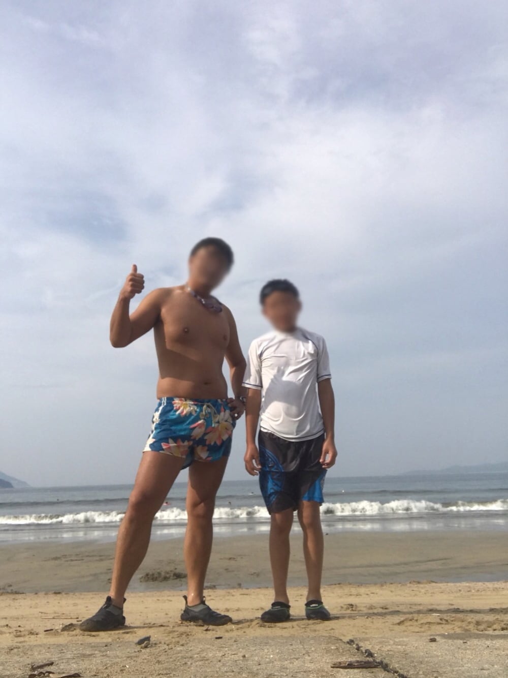 「水着、asos、adidas、海パン、ハーフパンツ、マリンショーツ、海コーデ」｜「asosのアイテム（水着、ブルー系）」を使った、Tore@minさん（メンズ・174cm）の夏コーディネートの1枚目の写真