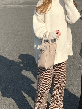 「NEUNA（ヌナ）の【ペットボトル入ります】【調節可能ショルダー紐付き】2wayクロコ柄スクエアレザーハンドバッグ/ショルダーバッグ（ハンドバッグ、ベージュ系）」を使った、のき🐈‍⬛🖤さん（レディース・154cm）の春コーディネート