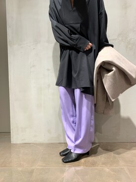 「パープル×黒」｜「アイテム（その他アウター）」を使った、hidemiさん（レディース・154cm）の冬コーディネート