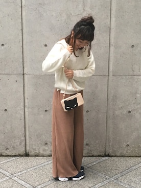 おすましプーちゃん_OFFICIALさんのコーディネート