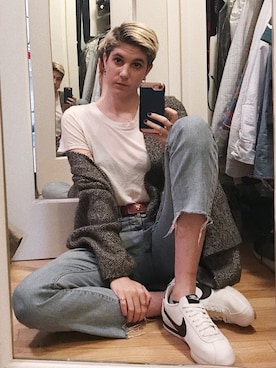 「kicks」｜「アイテム（チェスターコート）」を使った、Alyssaさん（レディース・173cm）の冬コーディネート