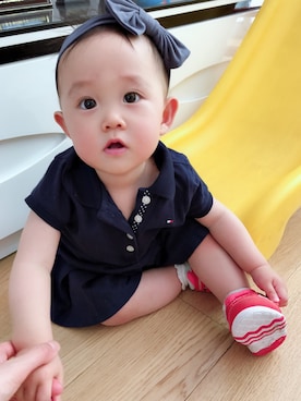 「TOMMY（トミー）のアイテム」を使った、Aki多多さん（キッズ・80cm）の春コーディネート