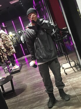 痞老板Qさんのコーディネート