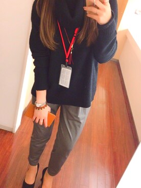 「オフィス」｜「アイテム（アナログ腕時計）」を使った、Natsumiさん（レディース・155cm）の冬コーディネート