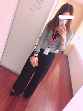 「オフィス」｜「アイテム（アナログ腕時計）」を使った、Natsumiさん（レディース・155cm）の春コーディネート