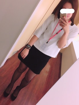 「オフィス」｜「アイテム（アナログ腕時計）」を使った、Natsumiさん（レディース・155cm）の春コーディネート