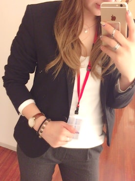 「オフィス」｜「アイテム（アナログ腕時計）」を使った、Natsumiさん（レディース・155cm）の春コーディネート