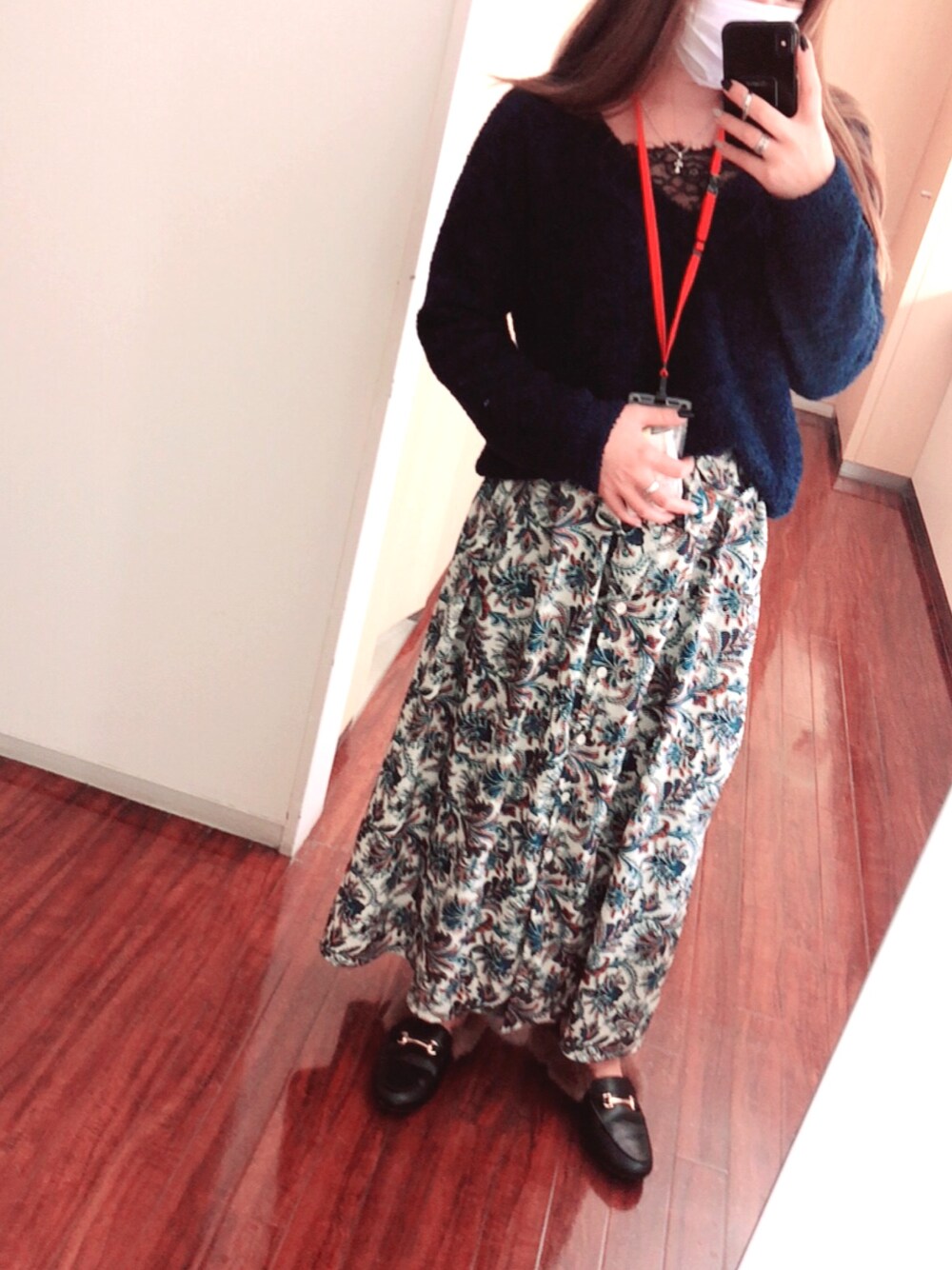 「オフィス、オフィスカジュアル、オフィススタイル、仕事納め、低身長、SpRay、ZARA、プチプラ、プチプラコーデ、ラクチンコーデ」｜「ZARAのアイテム（ニット/セーター、ブルー系）」を使った、Natsumiさん（レディース・155cm）の冬コーディネートの1枚目の写真