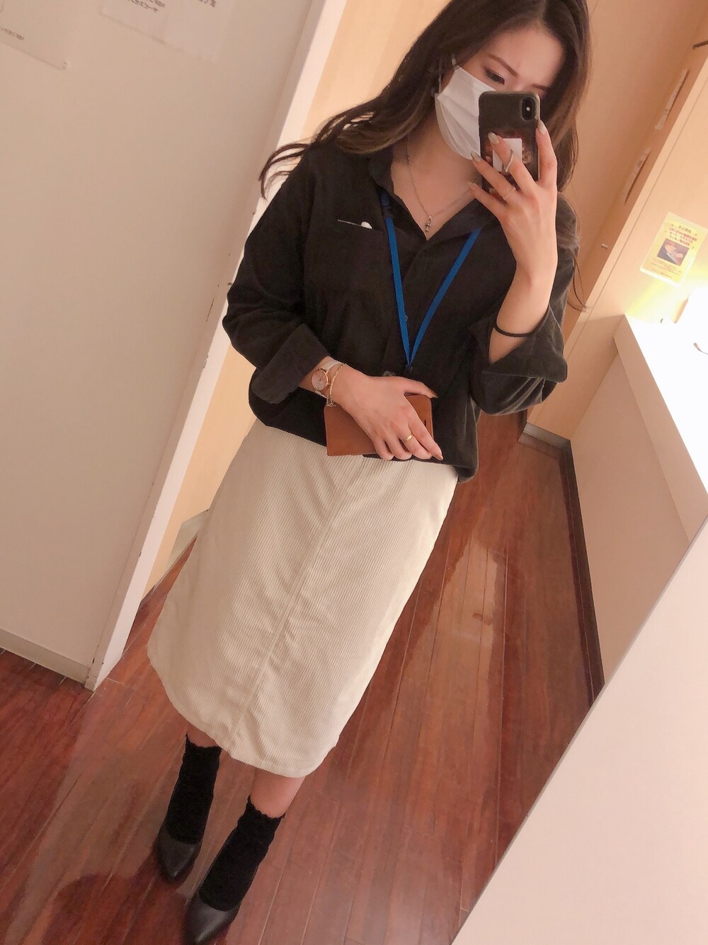 「チョコ色に染まれ、オトナ女子、きれいめカジュアル、低身長コーデ、おしゃれさんと繋がりたい、オフィスカジュアル、オフィススタイル、ブラウンコーデ、タイトスカート」｜「NICE CLAUPのアイテム（スカート、ホワイト系）」を使った、Natsumiさん（レディース・155cm）の冬コーディネートの1枚目の写真