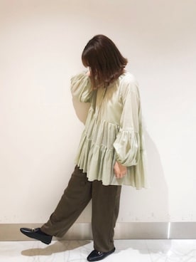 「Libra Cue（リブラ キュー）の【Libra】ティアードブラウス（シャツ/ブラウス）」を使った、𝕄 𝕚 𝕚❁さん（レディース・157cm）の秋コーディネート