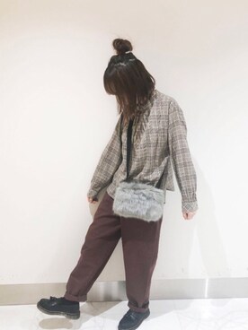 「SVEC（シュベック）のアイテム（ローファー）」を使った、𝕄 𝕚 𝕚❁さん（レディース・157cm）の秋コーディネート