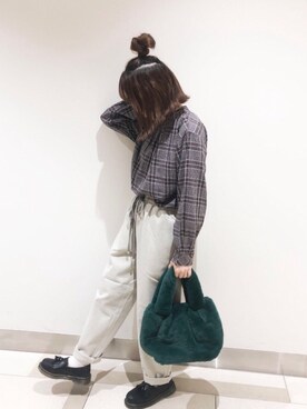「SVEC（シュベック）のアイテム（ローファー）」を使った、𝕄 𝕚 𝕚❁さん（レディース・157cm）の秋コーディネート