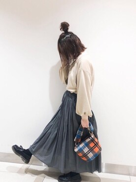 「SVEC（シュベック）のアイテム（ローファー）」を使った、𝕄 𝕚 𝕚❁さん（レディース・157cm）の秋コーディネート