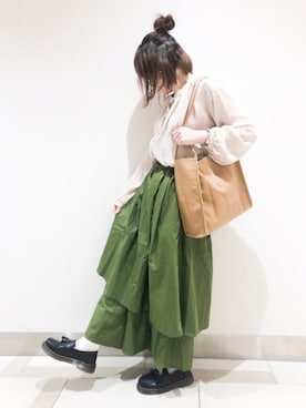 「SVEC（シュベック）のアイテム（ローファー）」を使った、𝕄 𝕚 𝕚❁さん（レディース・157cm）の秋コーディネート