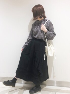「SVEC（シュベック）のアイテム（ローファー）」を使った、𝕄 𝕚 𝕚❁さん（レディース・157cm）の秋コーディネート