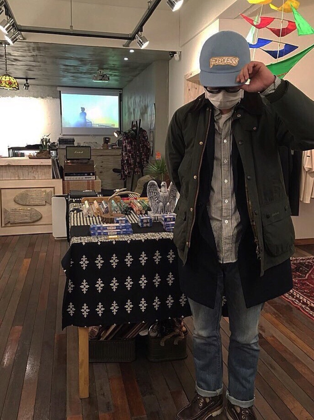 「visvim、barbour、uniform experiment、nonnative、SOPHNET.」｜「VISVIMのアイテム（キャップ、その他）」を使った、zo_z1ogさん（メンズ・173cm）の冬コーディネートの1枚目の写真
