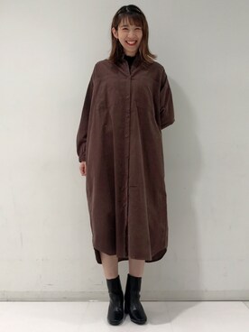 「AS KNOW AS PINKY（アズノゥアズピンキー）のアイテム（シャツワンピース）」を使った、tomomiさん（レディース・163cm）の秋コーディネート
